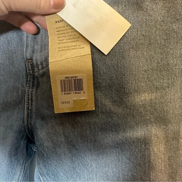 Levi's 510 Warp Stretch Jeans 32 x 30 NWT Medium Wash - Picture 3 of 5